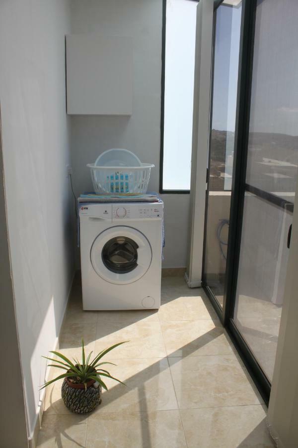St Joseph Penthouse Apartment Victoria Exterior photo
